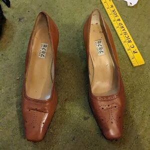 Max Azria Italian Pumps